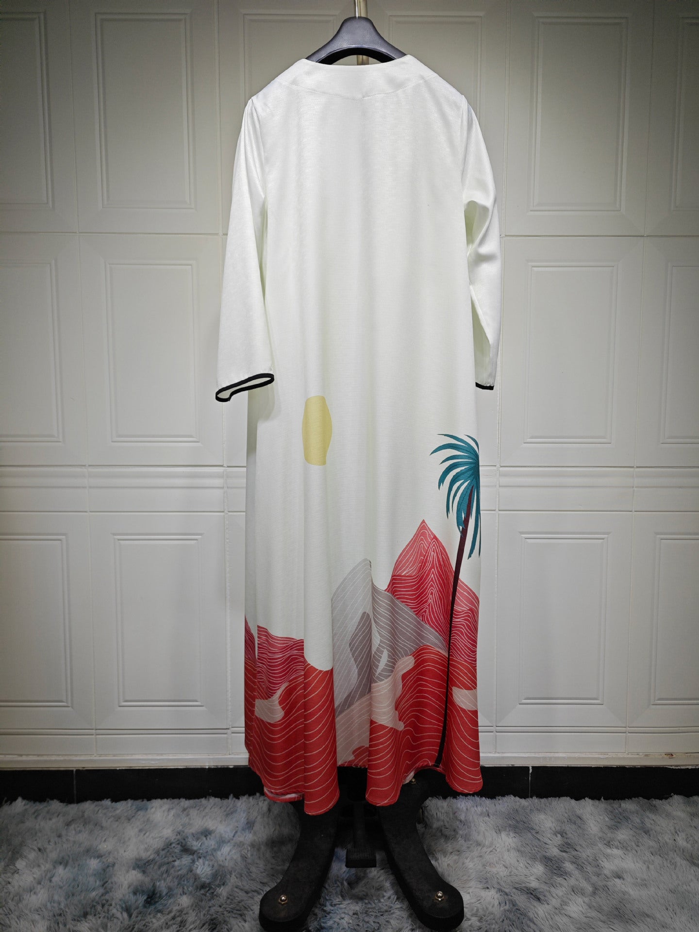 Muslim abaya